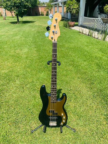 Fender P-bass Special Deluxe Series 