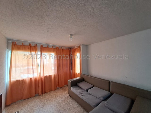 Milagros Inmuebles Apartamento Venta Cabudare Lara Vista Verde Economica Residencial Economico Código Inmobiliaria Rent-a-house 23-27378 - Imagen 4