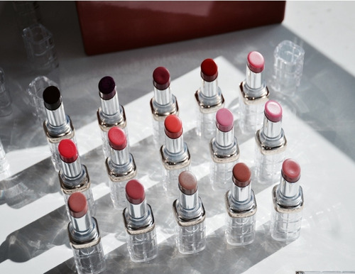 Labial Hidratante Brillo Color Riche Shine L'oréal 50 Unids