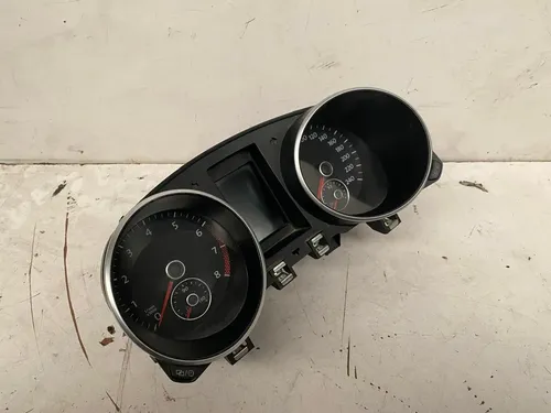 Tablero Instrumental Vdo Volkswagen Vento Mk6 Orig Usado Negro