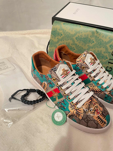 Tenis Gucci Ace Dorados