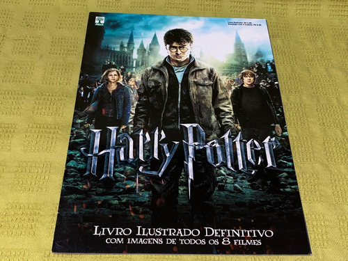 Harry Potter / Livro Ilustrado Harry Potter Definitivo 