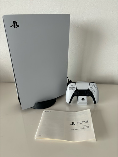 Sony Playstation 5 + Control + Base De Carga