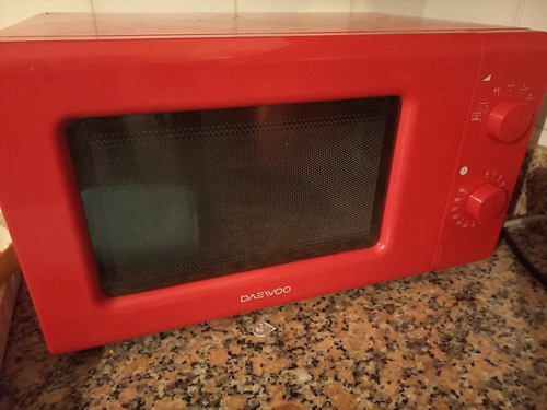 Horno Microondas Daewoo Rojo Modelo Kor-6s20r, 20l, 700w