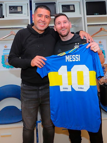 Camiseta Boca Juniors adidas 2021 #10 Messi - Talle L 