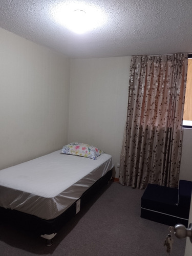 Habitación C/ Baño Solo Para Señorita Que Trabaje O Estudie