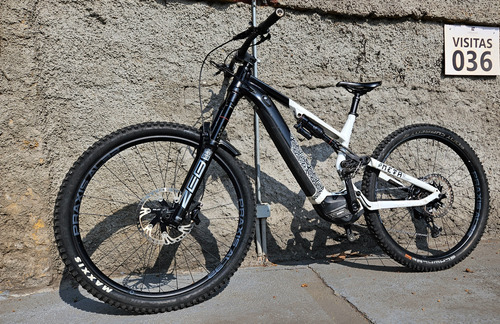 Bicicleta Electrica Commencal Meta Power 29