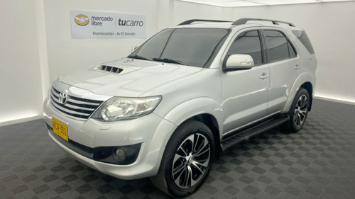 Toyota Fortuner 3.0 At 4x4 