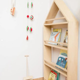 Librero Montessori Casita