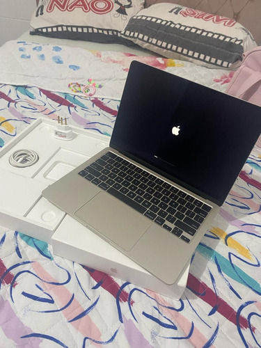 Macbook Air M2 White 8/256