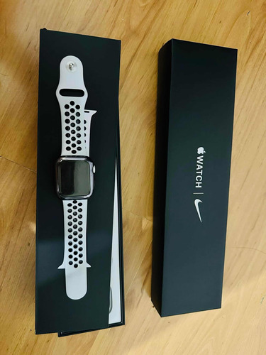 Apple Watch Nike Serie 6 - 40 Mm