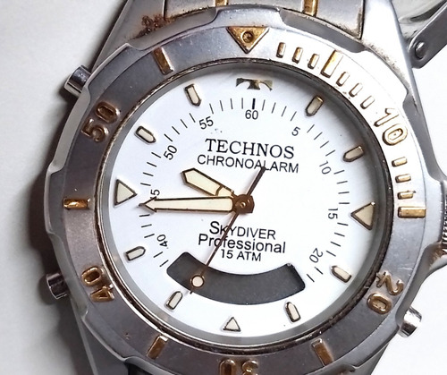 Relógio Technos Skydiver Professional Chonoalarm S/pilha