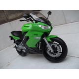 Kawasaki Ninja 1/10 Welly Moto A Escala