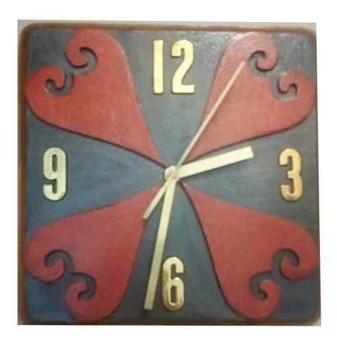 Reloj Artesanal En Madera Pintada Y Barnizada Con Insertos