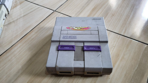 Super Nintendo Fat Só O Console Sem Nada. Liga Mas  Dá Tela Preta. M1