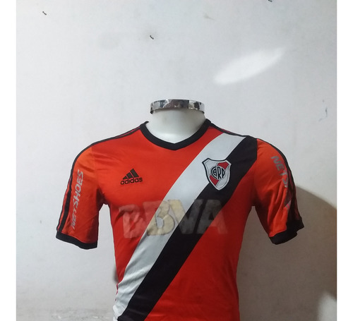 Camiseta River Suplente Roja 2014 adidas Detalles