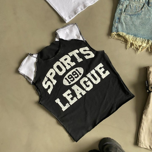 Musculosa Tank Top Estampa Sports League Costuras Inversa