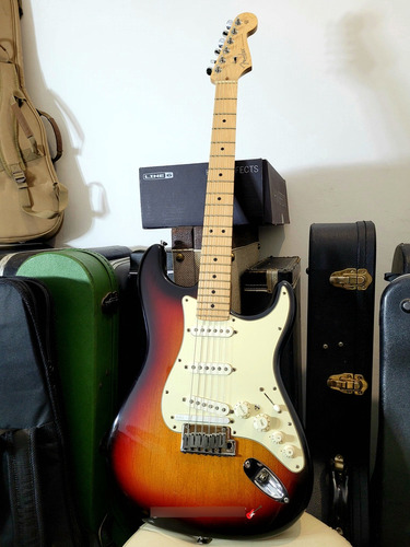 Fender Stratocaster American Roland Vg /ñ Gibson Les Paul Sg