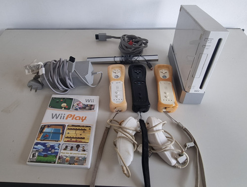 Consola Nintendo Wii, 3 Controles, 1 Juego, Oportunidad!