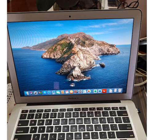 Macbook Air (13 Inch, Mid 2011)