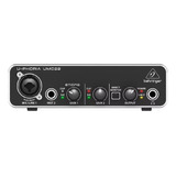 Behringer Umc22 Interface Usb 2x2 Placa De Sonido 