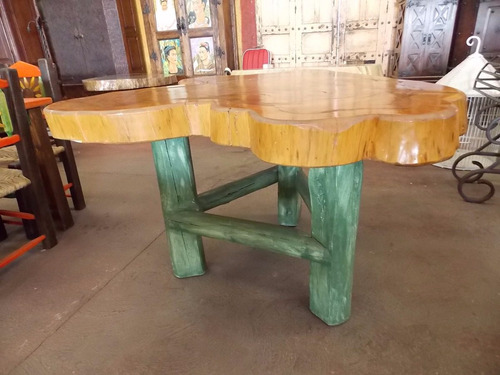 Mesa De Comedor Con Rodaja Madera De Sabino Estilo Antiguo