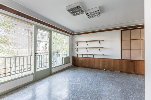 Departamento - Apto Credito - 3 Ambientes - Flores