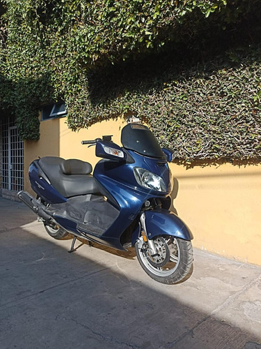 Suzuki Burgerman  2006