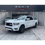 Dodge Ram 1500 Laramie Sport 4x4 V8 Crew Cab 