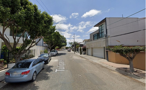 Gran Casa En Remate Hipotecario, Aprovecha La Oportunidad De Invertir Y Crecer Tu Patrimonio En Tijuana, Baja California.