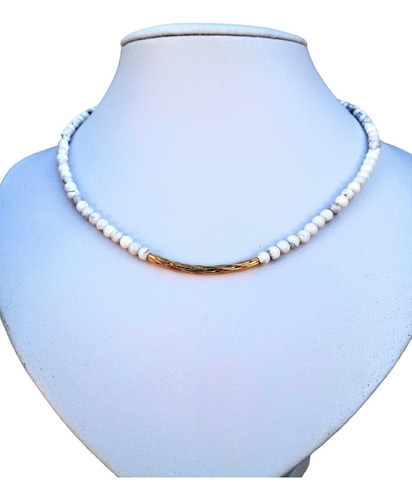 Collar De Piedra Howlita Natural 4mm Y Oro Laminado 18k