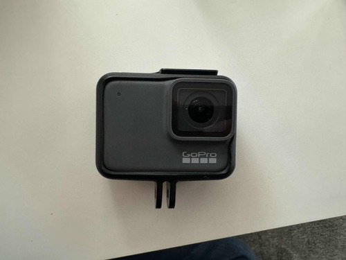 Gopro Hero 7 - Silver Con Accesorios. Usada Como Nueva