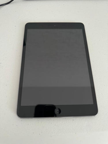 iPad  Apple  Mini 1st Generation A1432 7.9  16gb Black