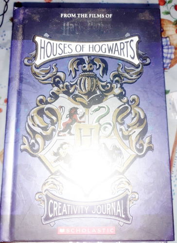 Harry Potter La Casa De Hogwarts Tapa Dura Ingles
