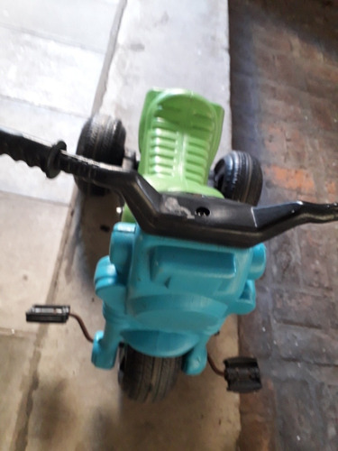 Triciclo Moto Plástico Resistente En Ok Estado