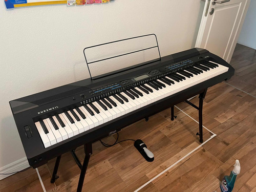 Piano Teclado Kurzweil Usado Ka120 88 Teclas Con Pedal