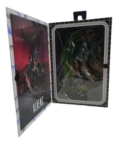 Figura Neca Kenner Tribute Ultimate Alien Night Cougar