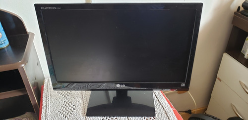 Monitor LG 18 Polegadas, Estado De Novo 