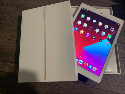 iPad Air Oro