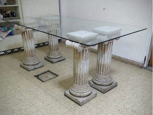 Mesa De Vidrio Con Columnas