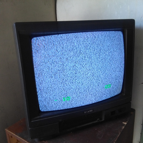 Tv Sanyo Funcionando Con Detalles (paternal)