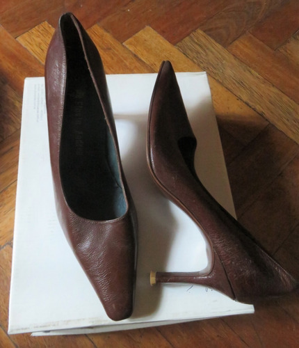 Zapatos Stilettos Clasicos Color Marron Numero 39