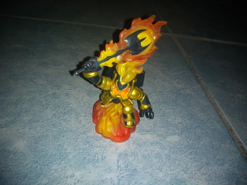 Skylanders Giants Ignitor Legendary Edition Figura Loose