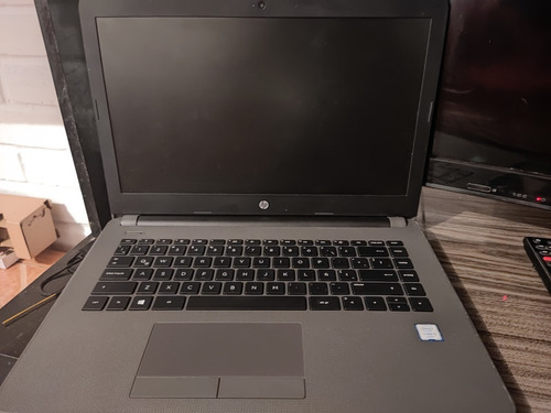 Notebook Hp 240 I3 6th Generation Ssd 256gb 4 Ram (poco Uso)