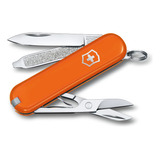 Navaja Victorinox Classic Sd, Naranja. Por Banimported