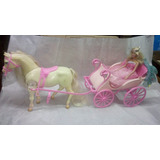 Carruaje Caballo Y Muñeca Barbie  Original Con Detalles