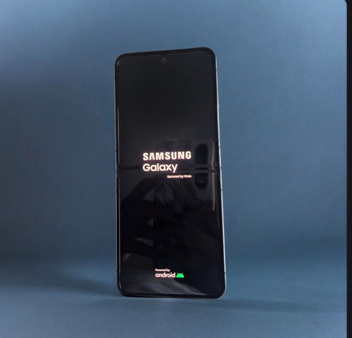 Samsung Z Flip4 5g Como Nuevo