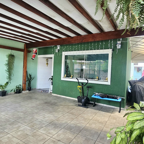 Casa 3 Quartos 2 Banheiros 1 Suite