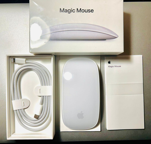 Vendo Magic Mouse Apple A1657 Inalambrico Plateado. 