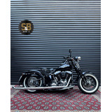 Harley-davidson Softail Cross Bones 